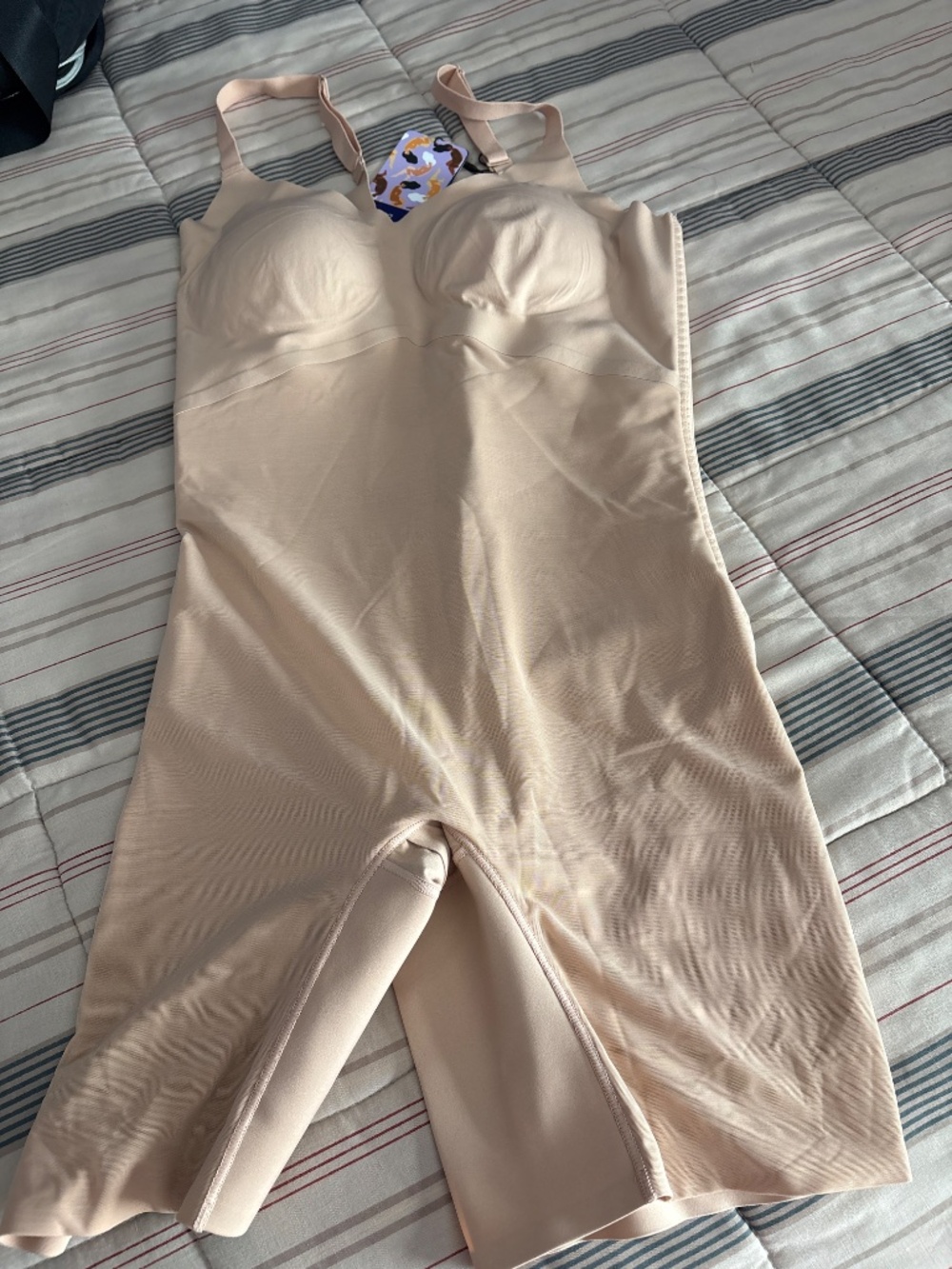 Honeylove Mid-Thigh Bodysuit Shapewear M Sand Firm Body Compression + Mesh Bag - Picture 5 of 7